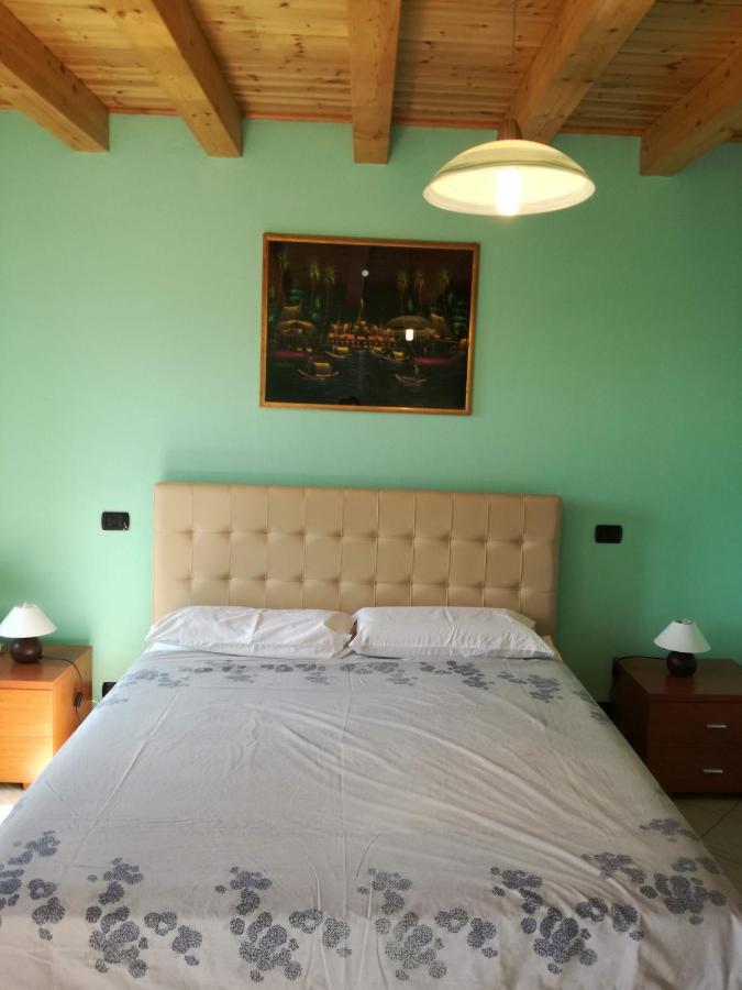 Bed and Breakfast Casa Tarcisio Faggeto Lario Esterno foto